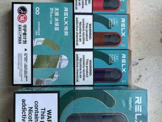 如何正确打开悦刻电子烟杆？详细步骤与常见问题解答